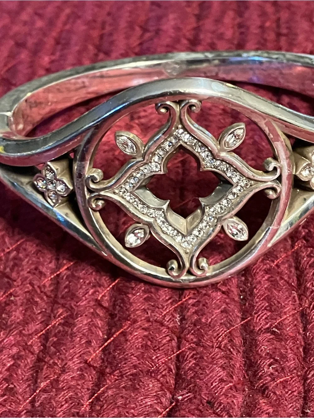 🌸Brighton “Morena “ Crystal Hinged Bracelet